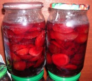 Domowy kompot z śliwek