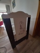 Łóżeczko drewniane oddam za paczkę pieluch