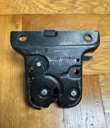 ORYG ZAMEK KLAPY TYLNEJ BAGAŻNIKA AUDI A2 A4 B6 A6 C5 AVANT 4B9827505N