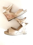 kremowe beżowe sandały na koturnie espadryle 39 letnie białe