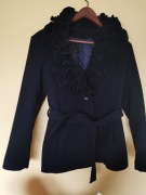 Zimowy krótki płaszczyk/kurtka z ozdobnym kołnierz