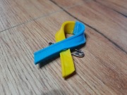 wstążka flaga agrafka przypinka Pokój na Ukrainie