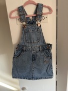 Sukienka jeansowa ogrodniczka smyk cool club 98cm