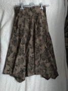 Efektowna spódnica Pera