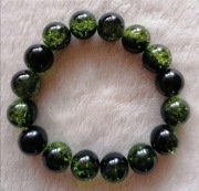 Czarno-zielona bransoletka crackle