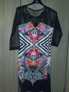 Piękna sukienka z kolorowym motylem Tatu s/m