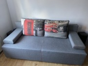 Kanapa rozkładana w bardzo dobrym stanie o wymiarach: 92x195