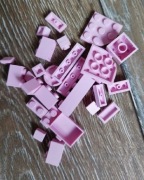 Różowe klocki LEGO 