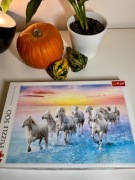 37289 TREFL PUZZLE BIAŁE KONIE W GALOPIE 500