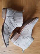 SKÓRZANE BEŻOWE BOTKI ZARA 