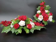 Zestaw, kompozycja kwiatowa z bukietem na grób.