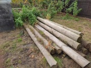 Słup telekomunikacyjny drewniany 7,5m komplet