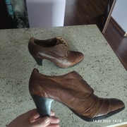 Botki damskie skórzane (bez sznurówek) firmy "Janet D".Lekko używany.