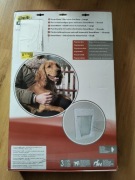 Elektroniczne drzwiczki dla psa otwierane na zawieszkę 