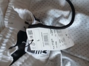 Spodenki sportowe nowe z metka