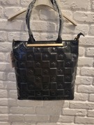 Duża damska torebka wypukla