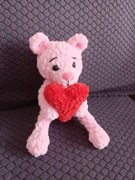 Walentynki - Miś z serduszkiem wykonany na szy