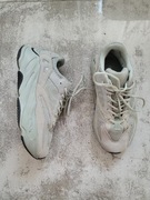 Adidas Yezzy Bost 700 