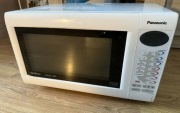 Mikrofalówka Panasonic 1000W NN-A554W