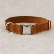 Ręcznie robiona welurowa obroża dla psa - brązowa, półzaciskowa, na klamrę