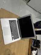 MacBook Air a1466 (2014) Intel Core i7 1,7 GHz, 8 GB DDR3, 500 GB
