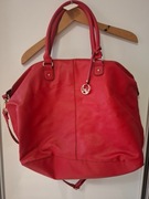 Czerwona duża torba