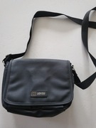 męska torebka saszetka na ramię