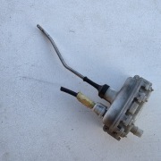 SIŁOWNIK KLAPY BAGAŻNIKA AUDI A8 D2 4A0862153B