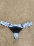 Stringi damskie używane 