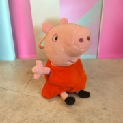 Pluszak maskotka przytulanka świnka Peppa