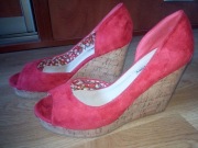 Buty na koturnie, letnie