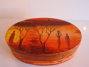 Pudełko z afrykańskim motywem