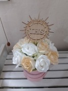 Flowerbox mydlany na prezent Komunia 