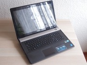 Laptop 17.3" Asus  N71VN N71Vg Nvidia Gforce GT220M CPU intel P7450