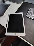 iPad 6. generacji 32GB + etui + pen! Idealny do nauki i notatek A1893