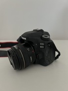 Lustrzanka Canon EOS 80D + obiektyw 