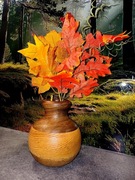 Ręcznie toczony drewniany wazon z orzecha i jesionu | Handmade