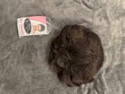 Nowa peruka z włosów syntetyczny w naturalnym odcieniu brązu 