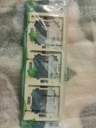 BMR3/12 Ramka potrójna 3-krotna Simon Basic Standard Beżowy