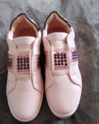 Różowe sneakersy w rozmiarze 39