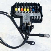 Skrzynka Bezpieczników Akumulatora 307 C4 C5 9652914480