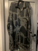 H&M sukienka koszulowa szmizjerka oversize wyszczuplająca rozpinana duża