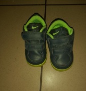 Nike dzieciece 21 rozmiar