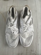 Buty Nike huarach białe