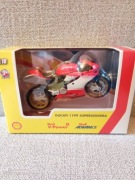Bburago DUCATI 1199 SUPERLEGGERA Shell Collection