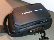 Plecak na ramię z zamkiem szyfrowym i portem USB