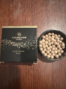 Puder e perełkach gg Oriflame