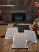 Okap przyścienny - z silnikiem, regulatorem, filtrem kuchni 