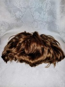 PERUŁKA - PIERRE CARDIN - 100% MODACRILIC FIBER - HONG-KONG - M/L