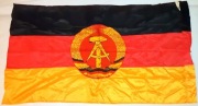 Flaga NRD 80x135cm nowa metka oryginał z epoki PRL